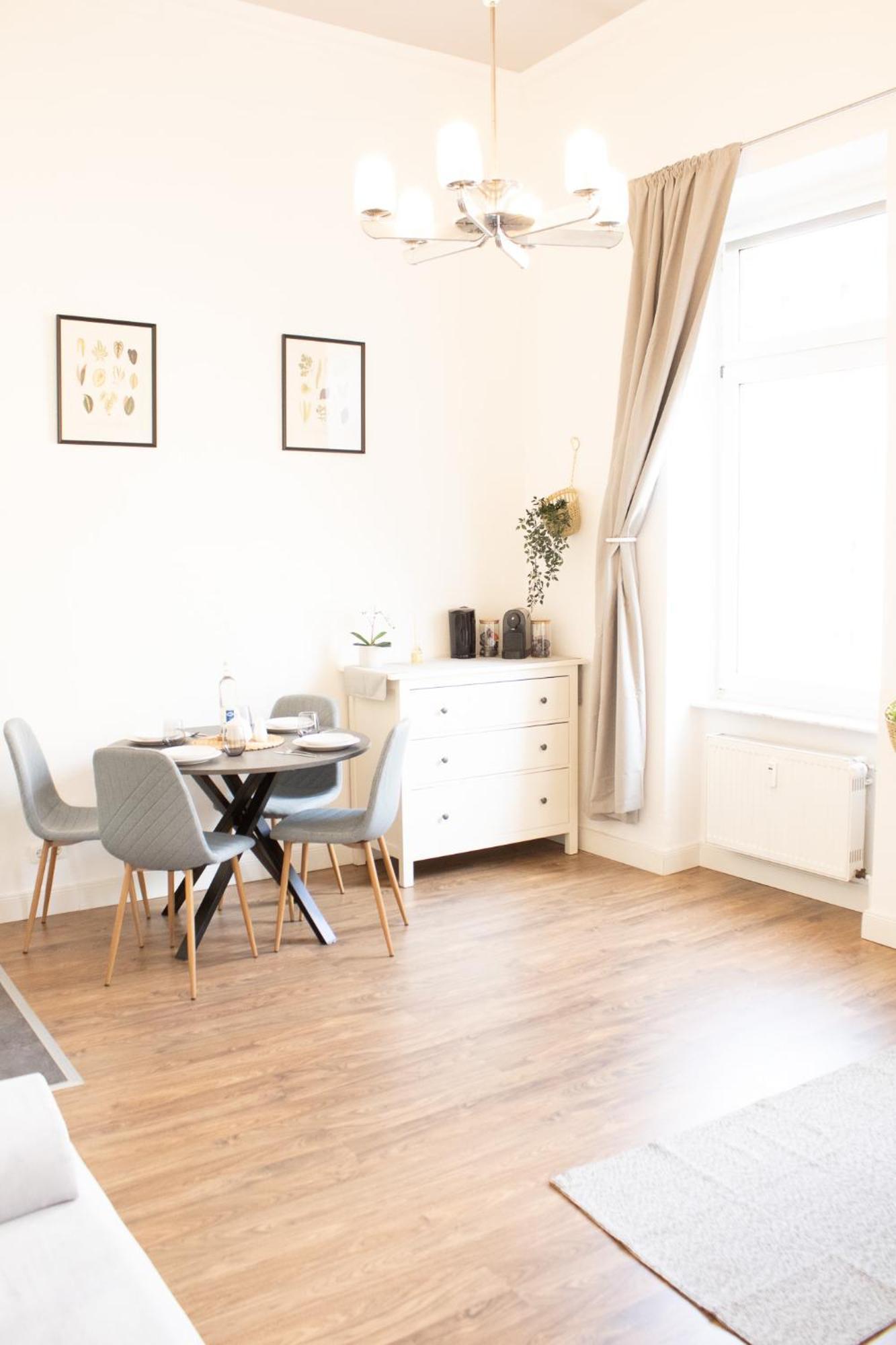 Apartment Wiesbaden Mitte, Zentral Am Park, Congresscenter 5 Min, Bahnhof 10Min Exterior foto